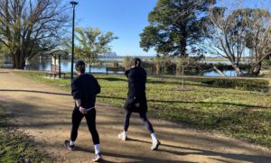 You can do a 6km warm-up around Lake Wendouree [2024]