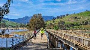 Crossing the long Mitta Mitta river bridge near Old Tallangatta with the level of Lake Hume dropping [2024]